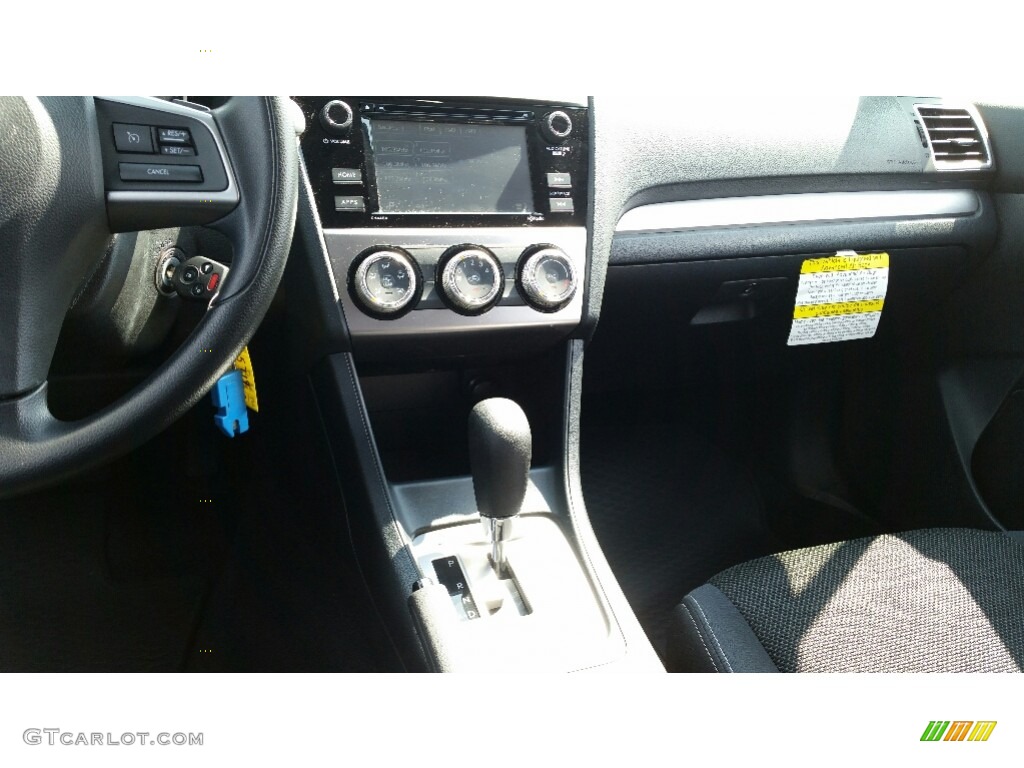 2015 XV Crosstrek 2.0i Premium - Desert Khaki / Black photo #16