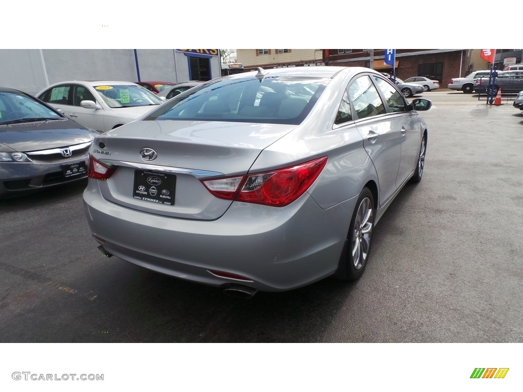 2012 Sonata SE - Radiant Silver / Gray photo #6