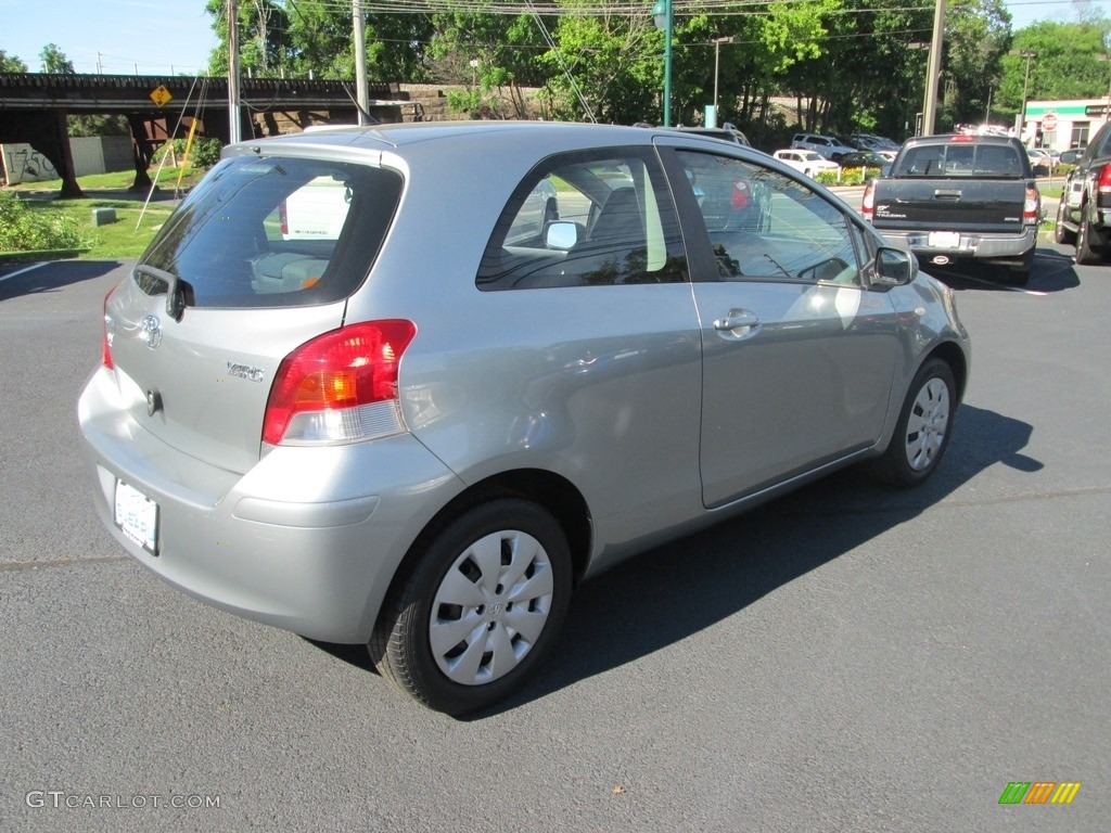 2010 Yaris 3 Door Liftback - Meteorite Metallic / Dark Charcoal photo #6