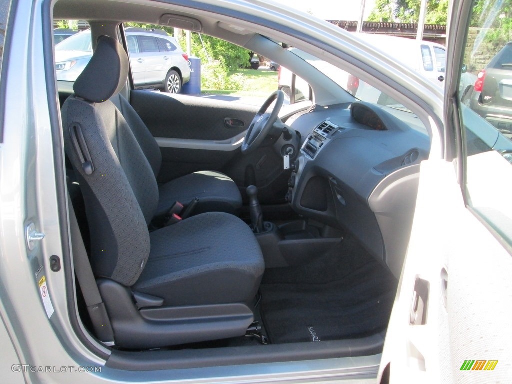2010 Yaris 3 Door Liftback - Meteorite Metallic / Dark Charcoal photo #16