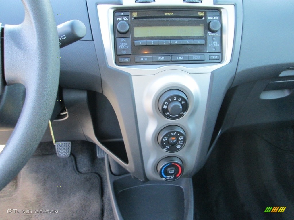 2010 Yaris 3 Door Liftback - Meteorite Metallic / Dark Charcoal photo #20
