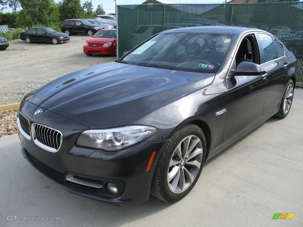 2016 5 Series 528i xDrive Sedan - Dark Graphite Metallic / Black photo #7