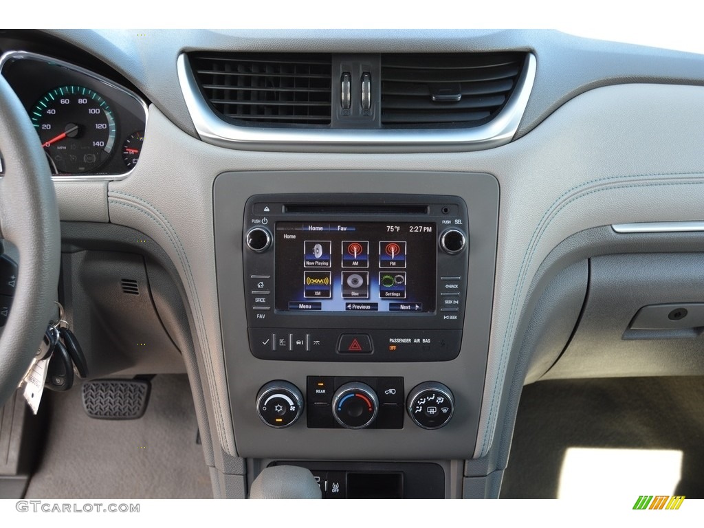 2013 Traverse LS - Silver Ice Metallic / Dark Titanium/Light Titanium photo #13