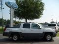 2002 Summit White Chevrolet Avalanche 2500 4WD  photo #2