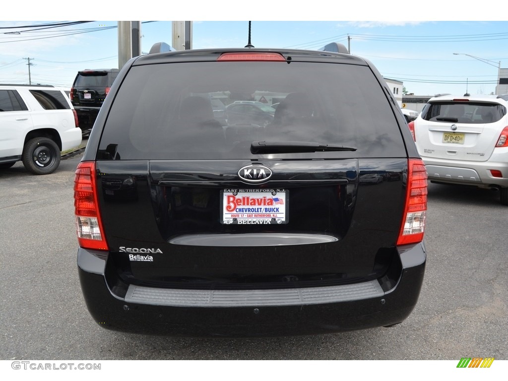 2011 Sedona LX - Midnight Black / Beige photo #5