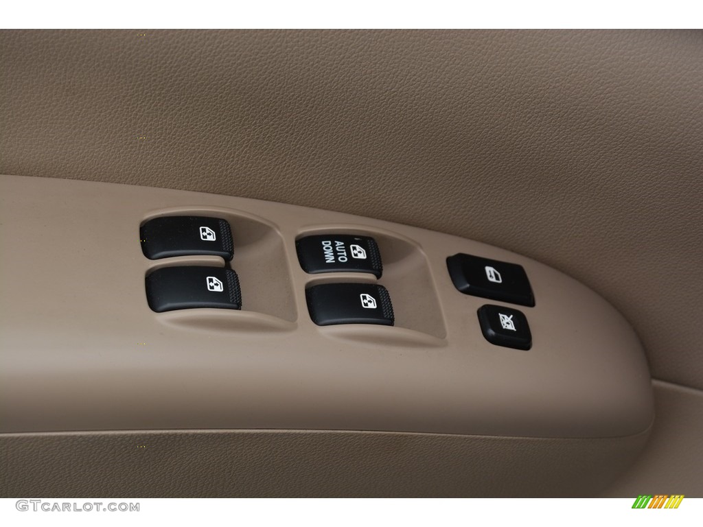 2011 Sedona LX - Midnight Black / Beige photo #7