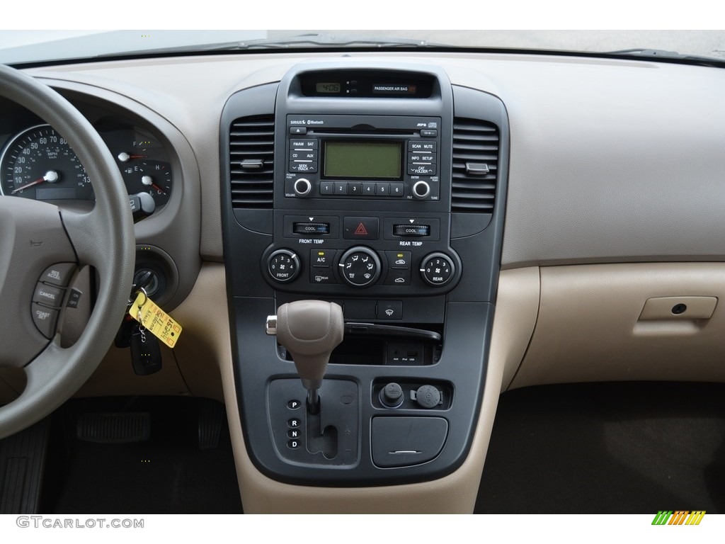 2011 Sedona LX - Midnight Black / Beige photo #13