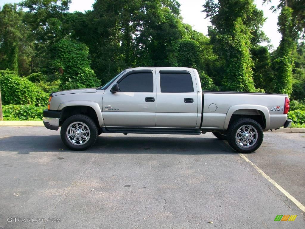 2003 Silverado 2500HD LT Crew Cab 4x4 - Light Pewter Metallic / Medium Gray photo #6