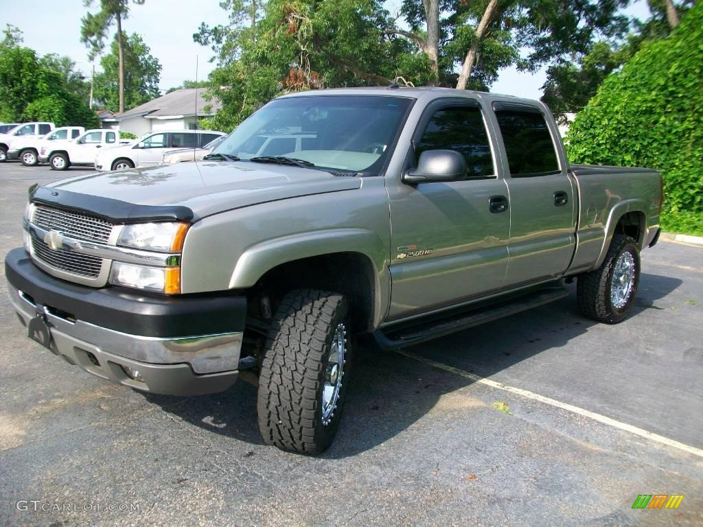 2003 Silverado 2500HD LT Crew Cab 4x4 - Light Pewter Metallic / Medium Gray photo #7