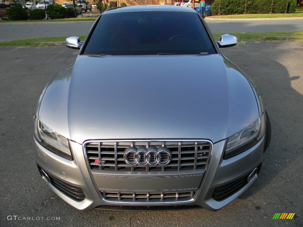 2010 S5 4.2 FSI quattro Coupe - Ice Silver Metallic / Magma Red Silk Nappa Leather photo #5