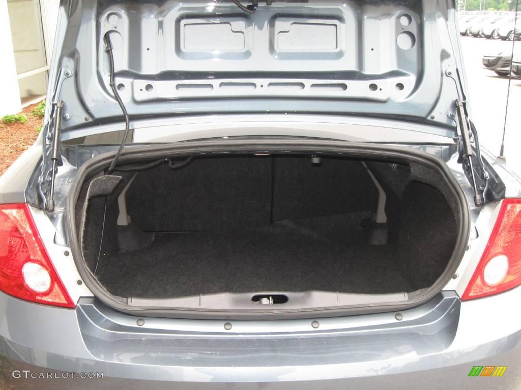 2006 Cobalt LS Sedan - Blue Granite Metallic / Gray photo #4
