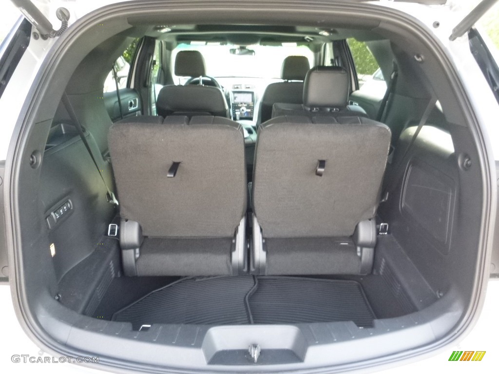 2016 Explorer Limited 4WD - Ingot Silver Metallic / Ebony Black photo #3