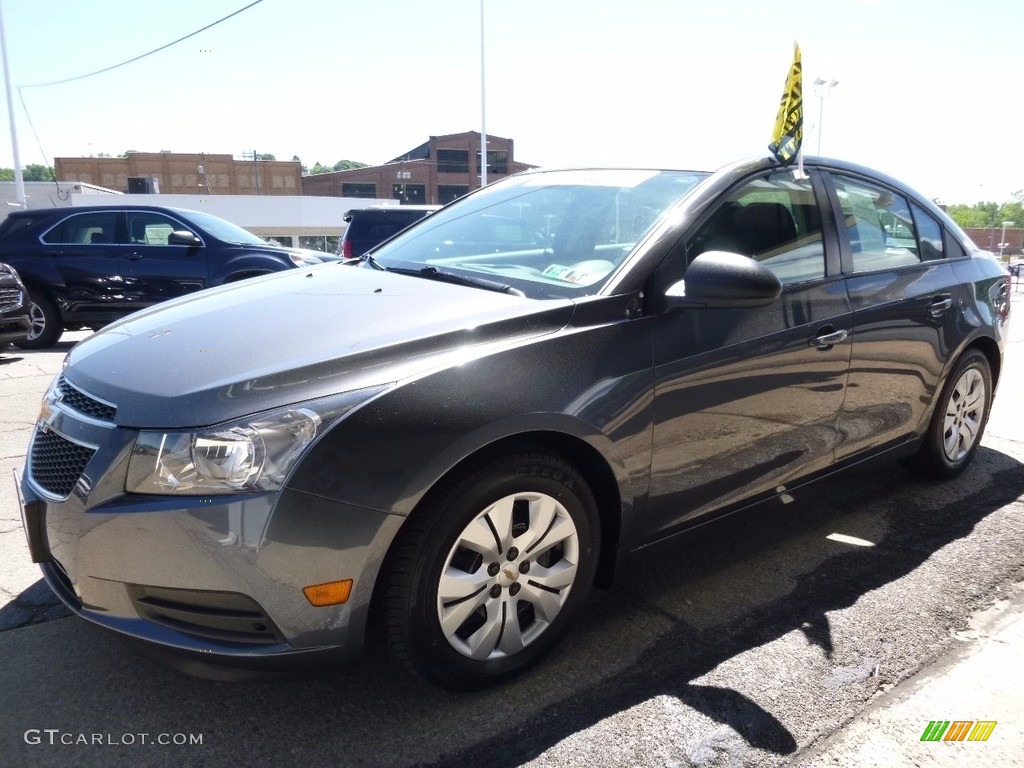 2013 Cruze LS - Cyber Gray Metallic / Jet Black/Medium Titanium photo #8