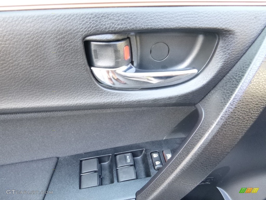 2016 Corolla LE - Brown Sugar Metallic / Amber photo #17