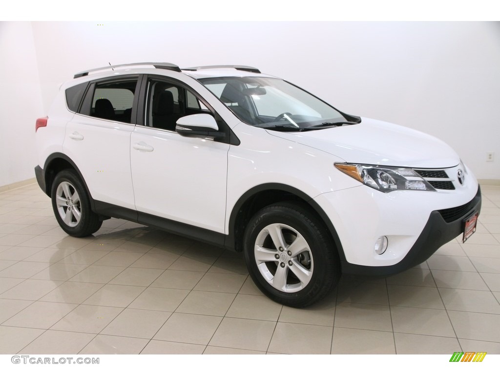 2014 RAV4 XLE AWD - Super White / Black photo #1