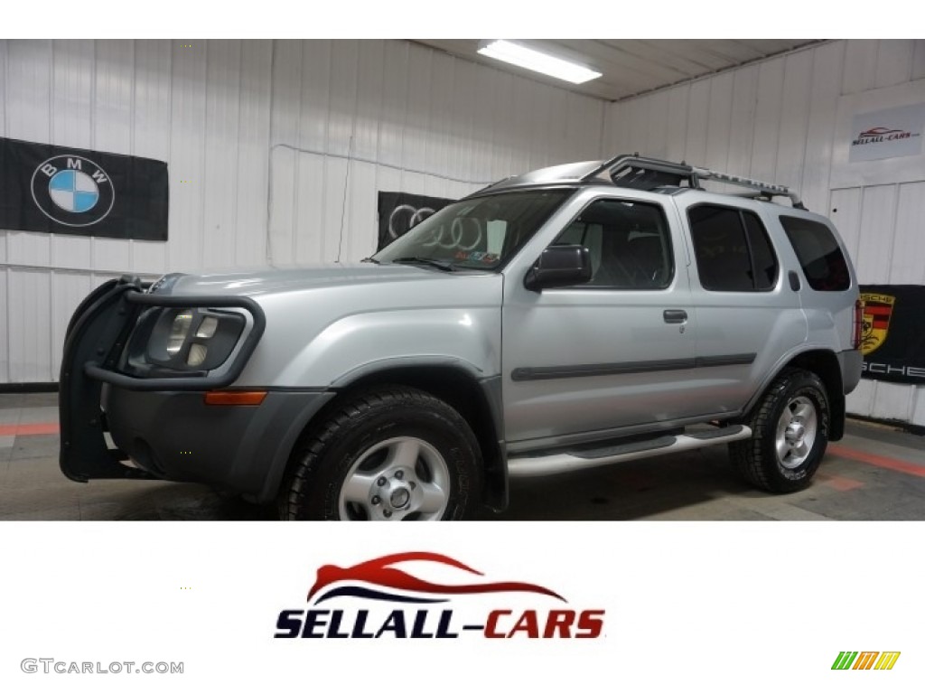 Silver Ice Metallic Nissan Xterra