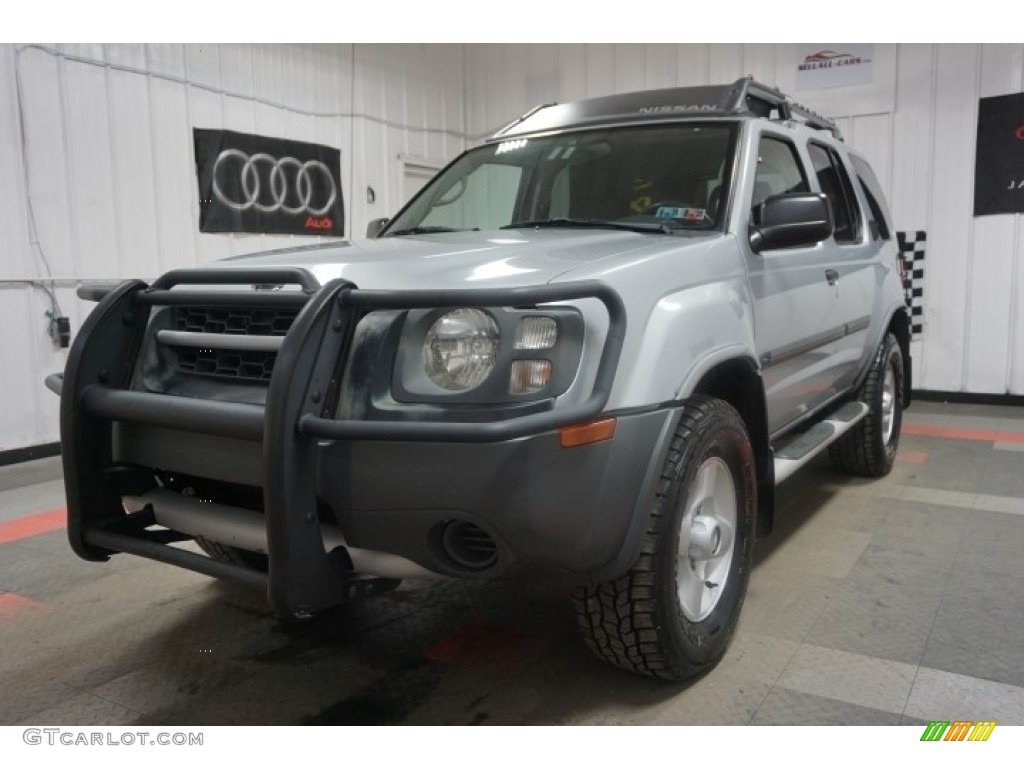 2003 Xterra SE V6 4x4 - Silver Ice Metallic / Charcoal photo #3