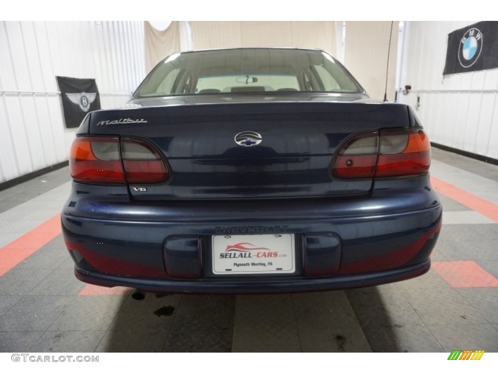 2001 Malibu Sedan - Galaxy Silver Metallic / Gray photo #9