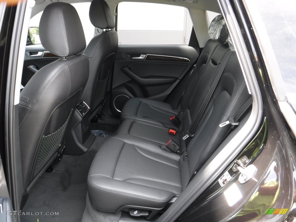 2016 Q5 2.0 TFSI Premium quattro - Mythos Black Metallic / Black photo #31