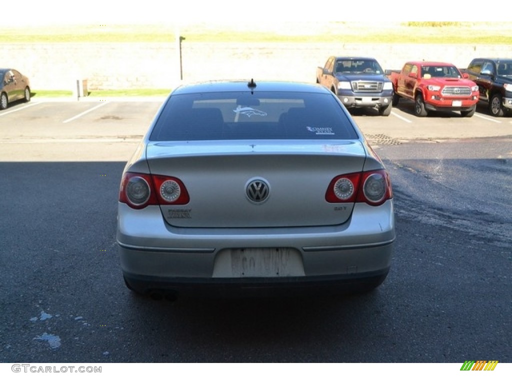 2008 Passat Komfort Sedan - Reflex Silver / Pure Beige photo #3