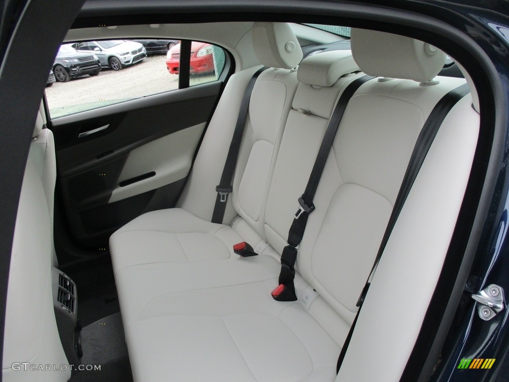 Light Oyster Interior 2017 Jaguar XE 35t Premium AWD Photo #113718178