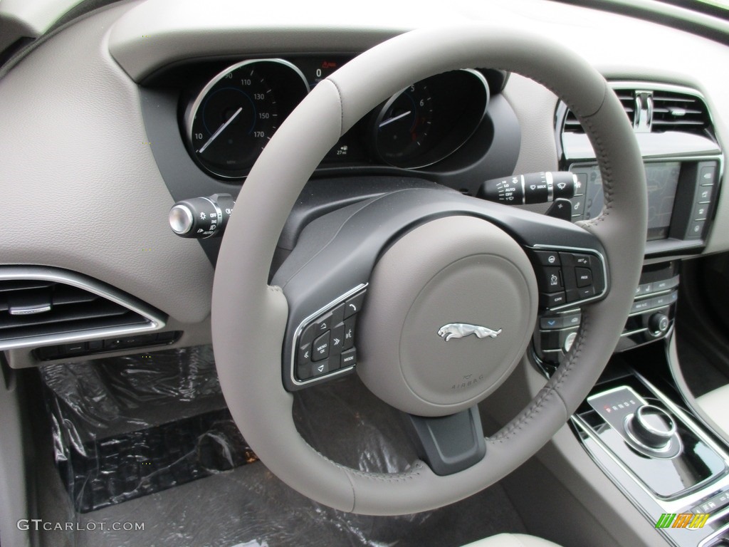 2017 Jaguar XE 35t Premium AWD Light Oyster Steering Wheel Photo #113718211