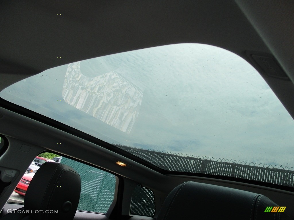 2016 Range Rover Evoque SE - Yulong White Metalllic / Ebony/Ebony photo #10