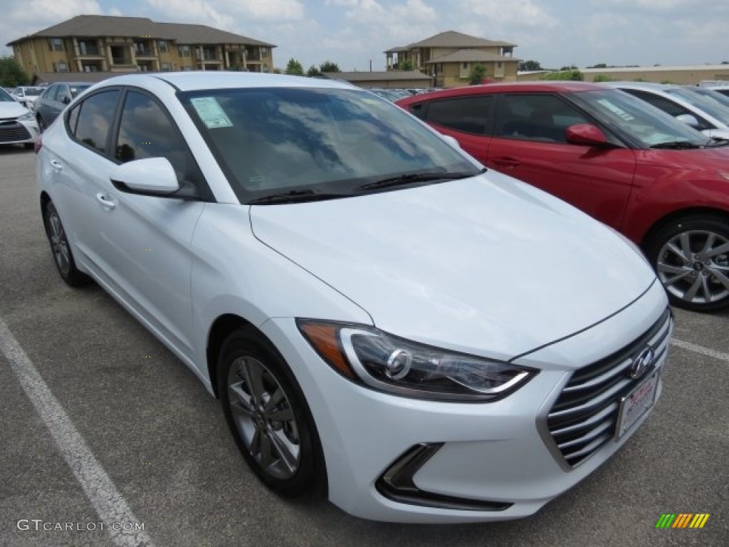 2017 Elantra SE - White / Gray photo #3
