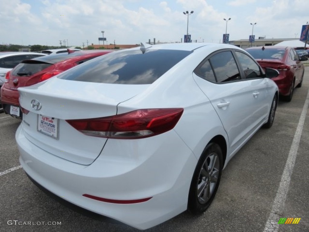 2017 Elantra SE - White / Gray photo #4