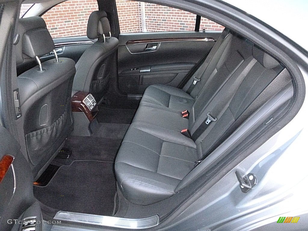 2009 S 550 4Matic Sedan - Flint Grey Metallic / Grey/Dark Grey photo #16