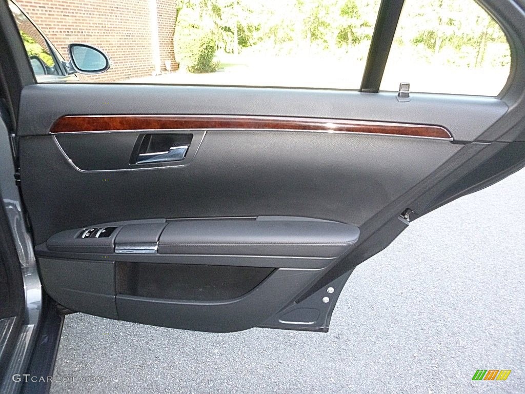 2009 S 550 4Matic Sedan - Flint Grey Metallic / Grey/Dark Grey photo #22