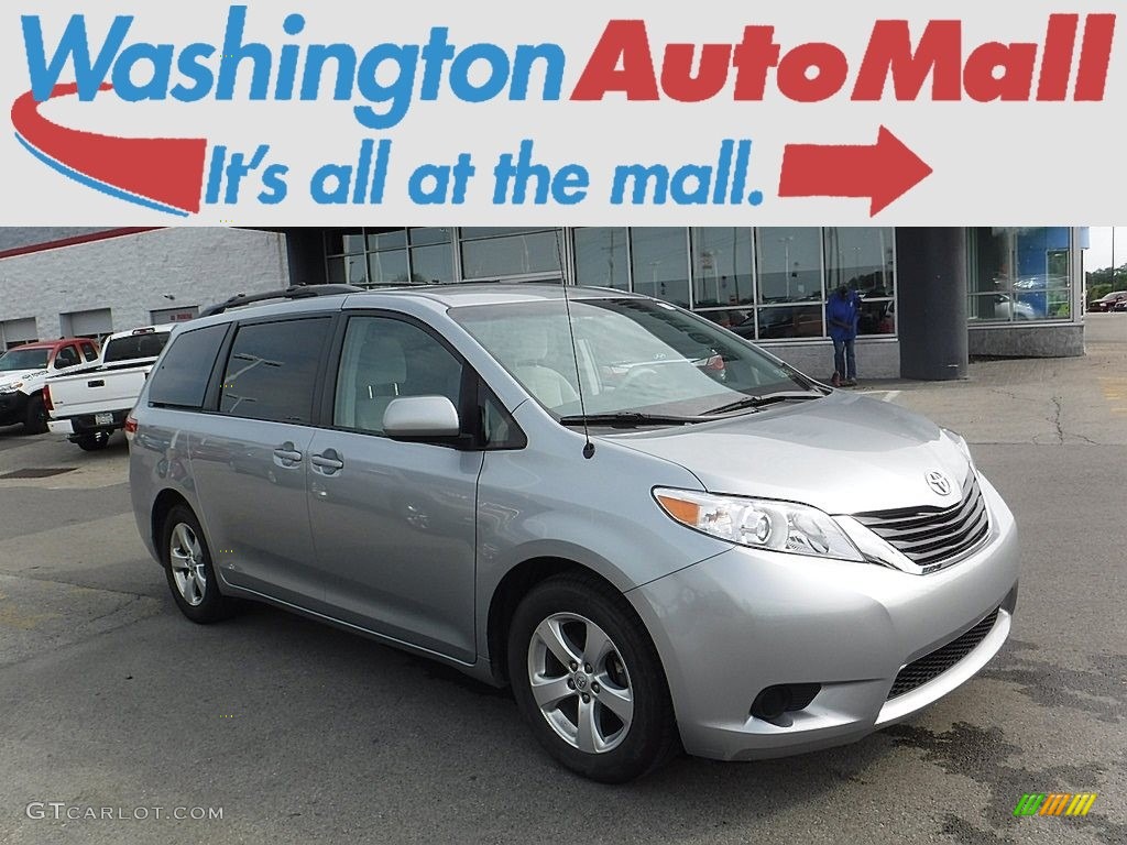 2014 Sienna LE - Silver Sky Metallic / Light Gray photo #1