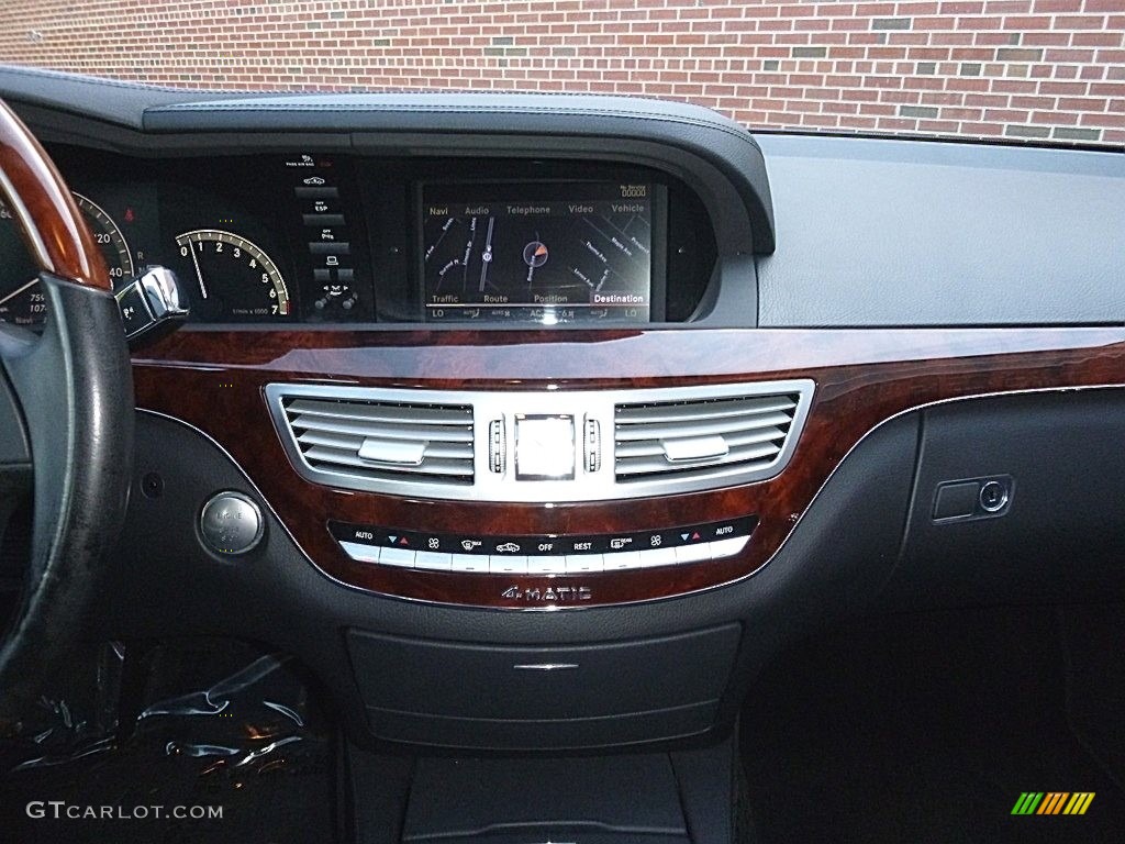 2009 S 550 4Matic Sedan - Flint Grey Metallic / Grey/Dark Grey photo #33
