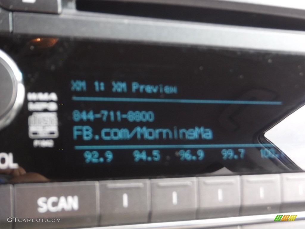 2014 Sienna LE - Silver Sky Metallic / Light Gray photo #14