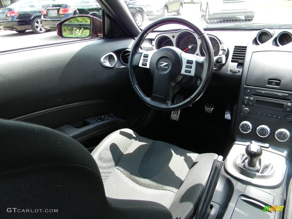 2006 350Z Enthusiast Coupe - Interlagos Fire Metallic / Carbon Black photo #13