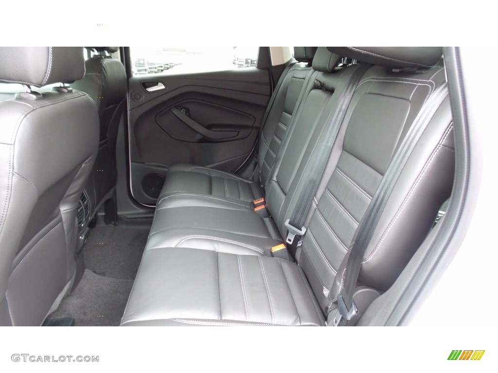2017 Escape Titanium 4WD - Oxford White / Charcoal Black photo #10