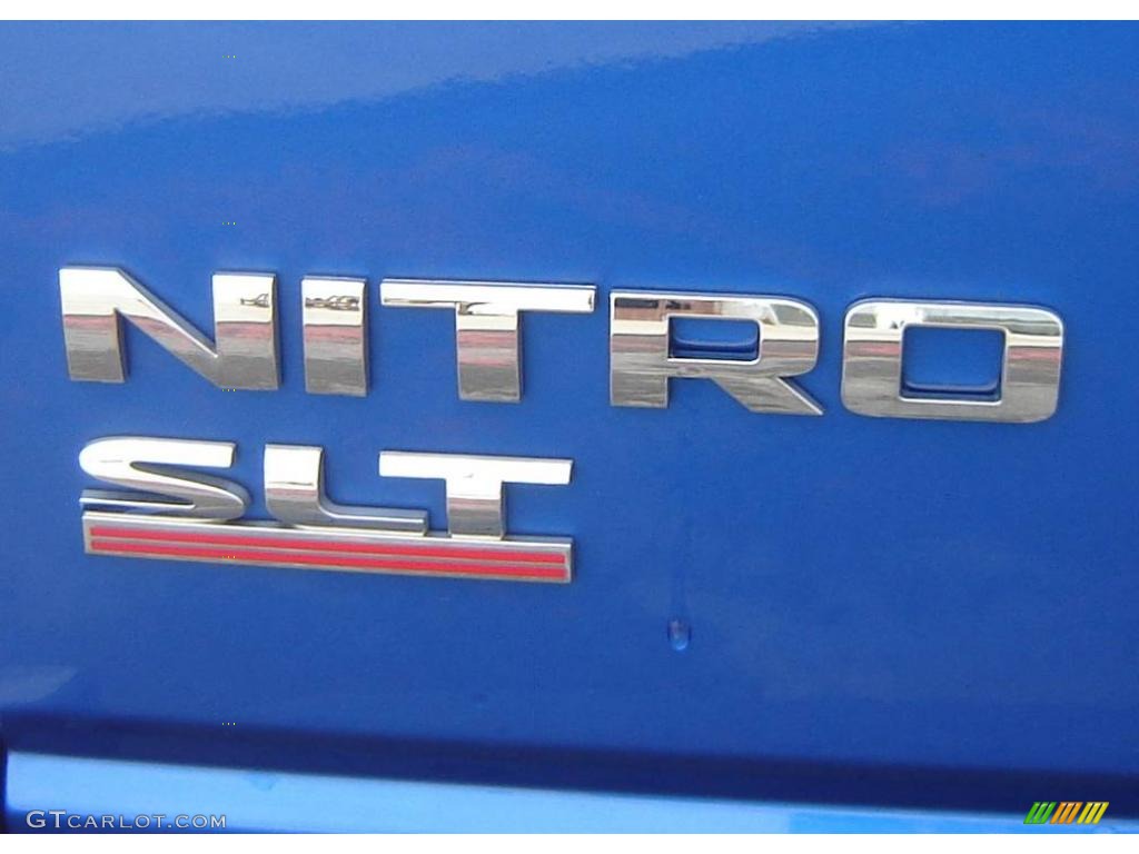 2007 Nitro SLT 4x4 - Electric Blue Pearl / Dark Slate Gray/Light Slate Gray photo #14