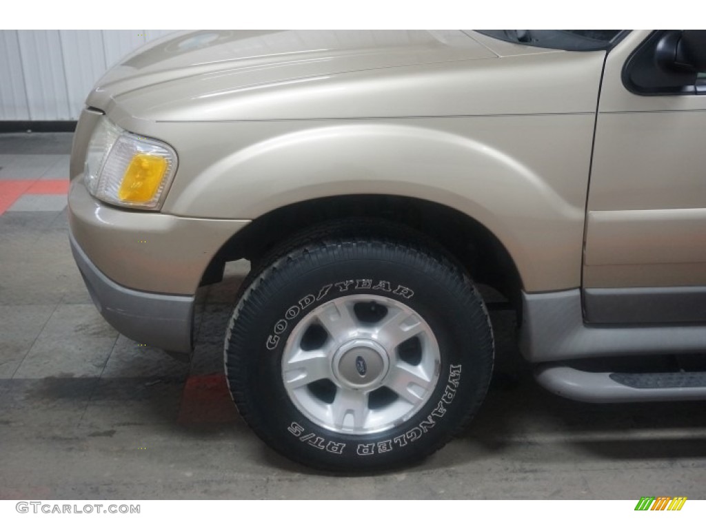 2003 Explorer Sport XLT 4x4 - Harvest Gold Metallic / Medium Parchment Beige photo #72