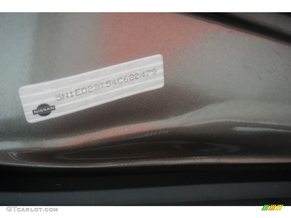 2004 Xterra XE - Silver Lightning Metallic / Sage photo #14