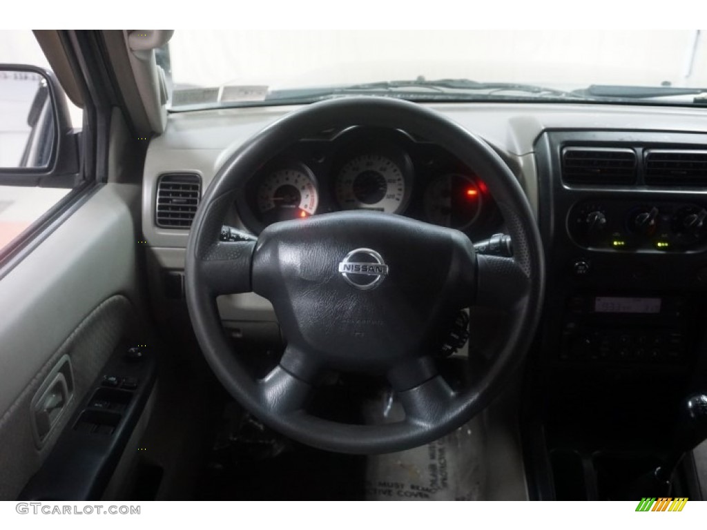 2004 Xterra XE - Silver Lightning Metallic / Sage photo #35