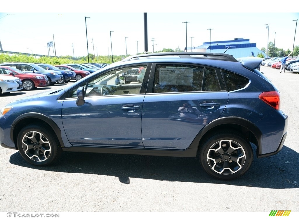 2013 XV Crosstrek 2.0 Premium - Marine Blue Pearl / Ivory photo #11
