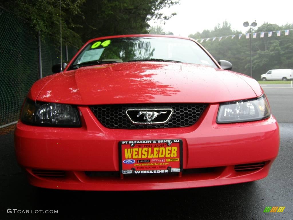 2004 Mustang V6 Convertible - Torch Red / Medium Parchment photo #2