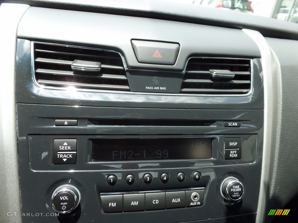 2014 Altima 2.5 S - Brilliant Silver / Charcoal photo #17