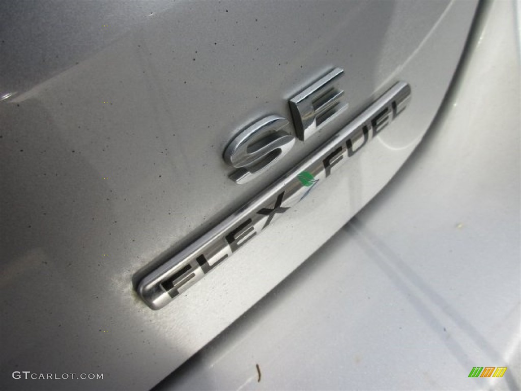 2015 Focus SE Hatchback - Ingot Silver Metallic / Charcoal Black photo #6