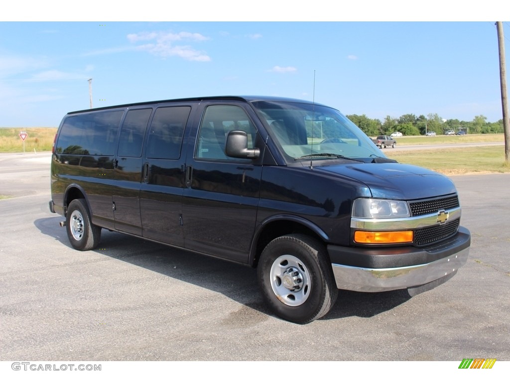 2014 Express 3500 Passenger Extended LT - Dark Blue Metallic / Medium Pewter photo #9
