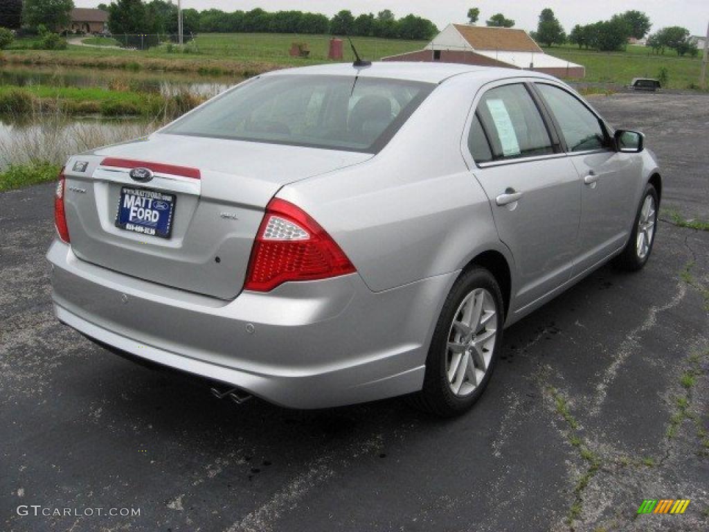2010 Fusion SEL - Brilliant Silver Metallic / Charcoal Black photo #2