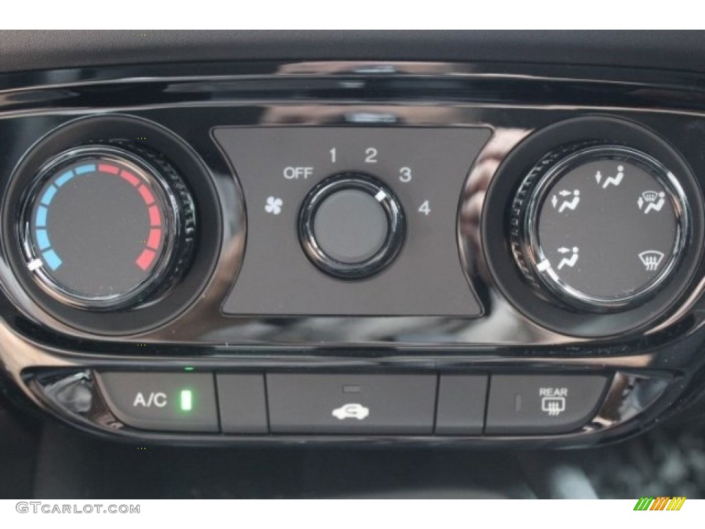 2016 Honda HR-V LX Controls Photo #113774291