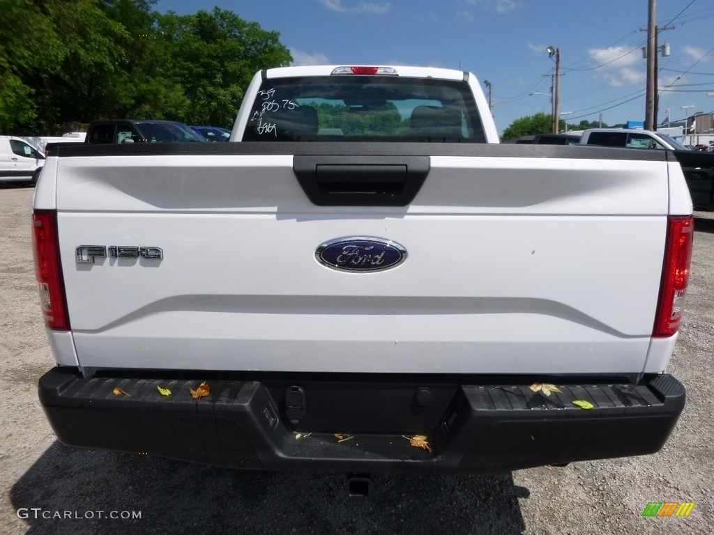 2016 F150 XL Regular Cab 4x4 - Oxford White / Medium Earth Gray photo #5