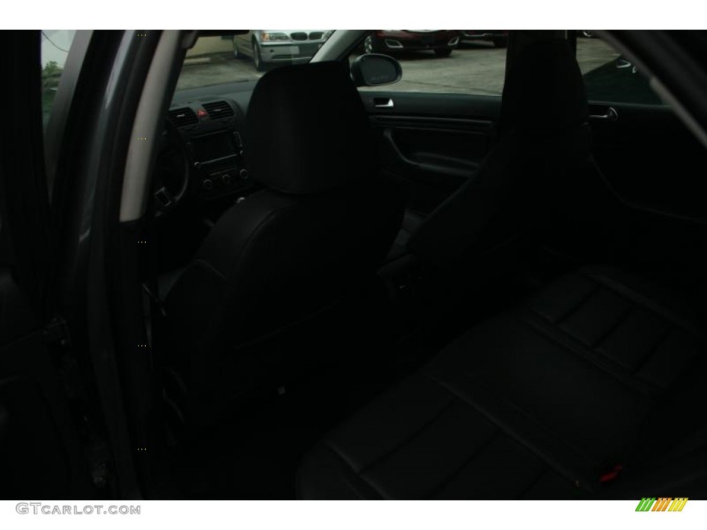 2010 Jetta SE Sedan - Platinum Grey Metallic / Titan Black photo #34