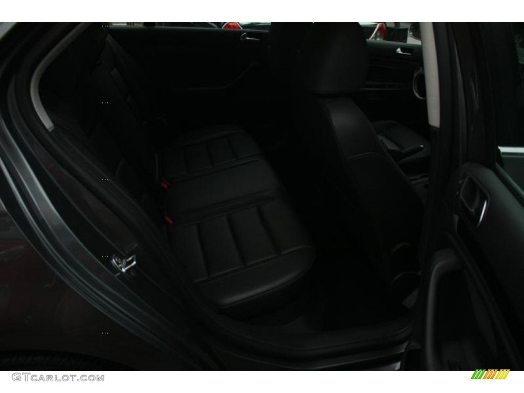 2010 Jetta SE Sedan - Platinum Grey Metallic / Titan Black photo #41